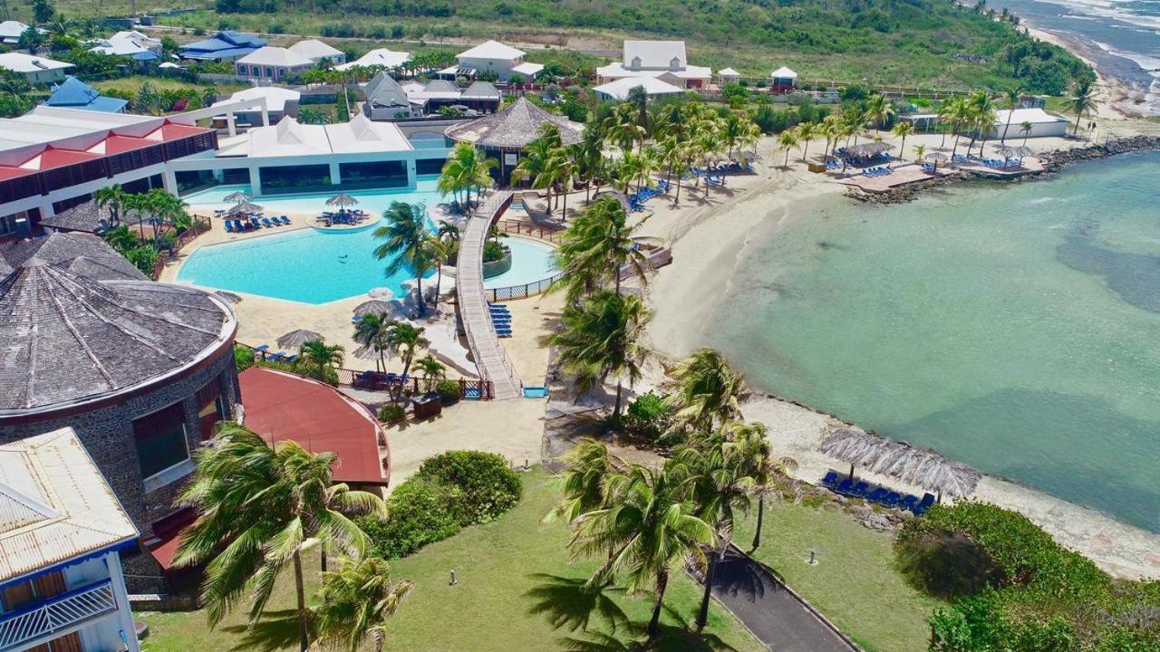 Romantique Et Bel Appartement En Bord De La Mer, Piscine Surveillee Et Belle Plage A 50M Saint-Francois  Zewnętrze zdjęcie