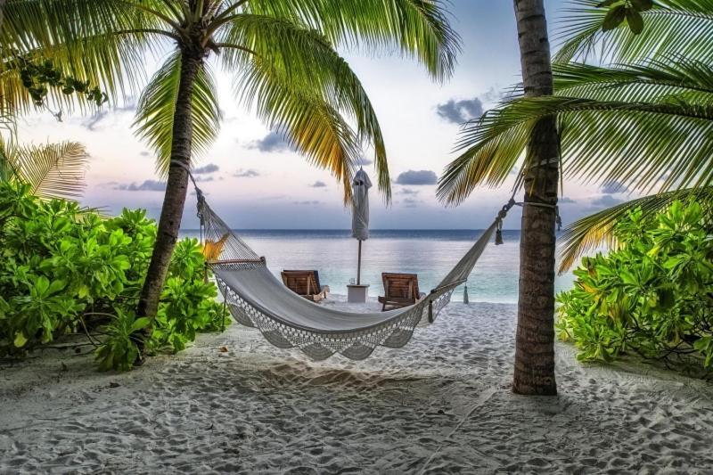 Romantique Et Bel Appartement En Bord De La Mer, Piscine Surveillee Et Belle Plage A 50M Saint-Francois  Zewnętrze zdjęcie