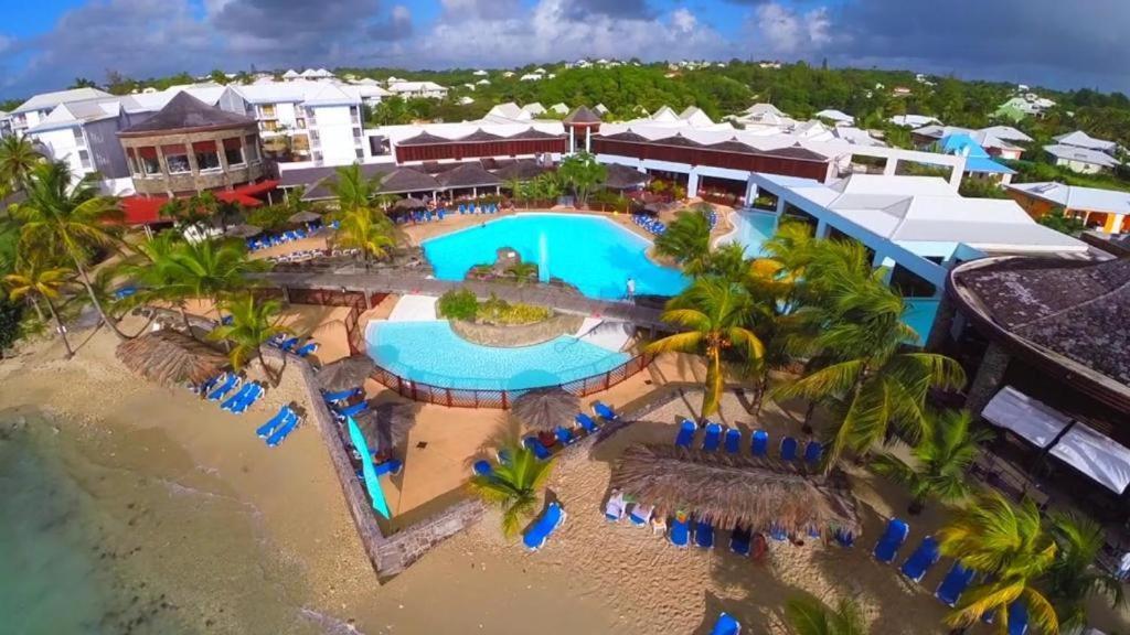 Romantique Et Bel Appartement En Bord De La Mer, Piscine Surveillee Et Belle Plage A 50M Saint-Francois  Zewnętrze zdjęcie
